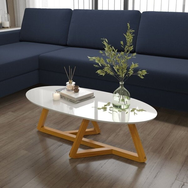 Mesa de Centro Oval com Tampo em MDF Semi-Brilho e Pés de Madeira Maciça
